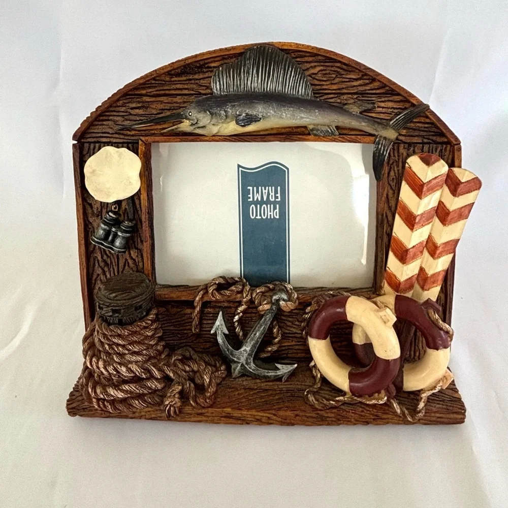 Nautical Fishing Theme Resin 3D Picture Frame NWOT - Picture 1 of 6